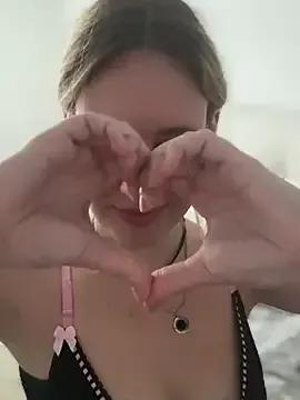 BabyCalipornia from StripChat