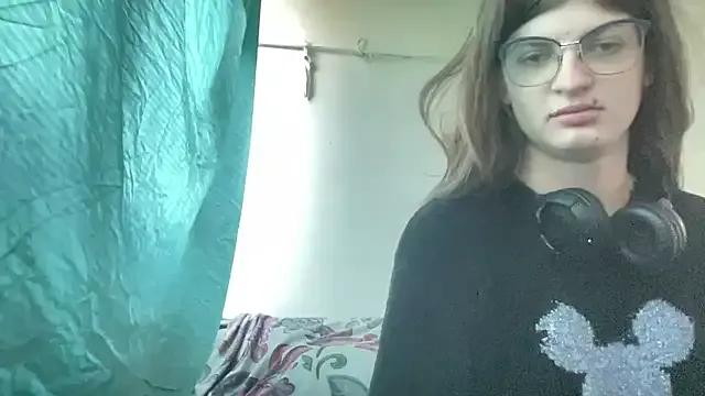 BabyDollX19 from StripChat is Freechat
