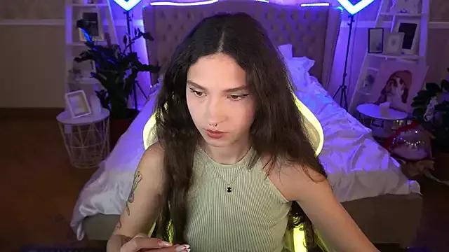 Try our streaming cams variety and talk on a personal level with our adorable girls streamers, showing off their bountiful shapes and dildos.