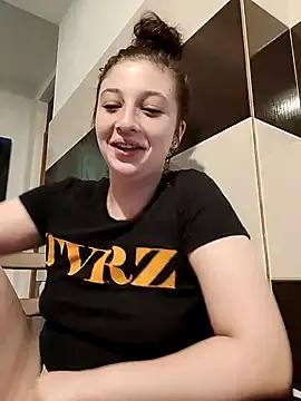babyissaa from StripChat