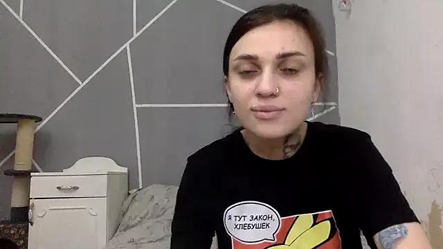 BabyLizas from StripChat