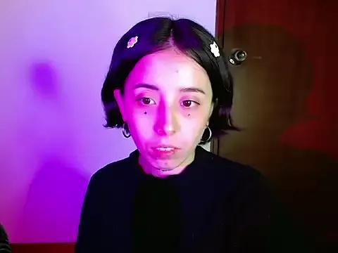 babyluna_8_8 from StripChat is Freechat