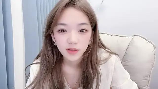 babyting-888- from StripChat is Freechat