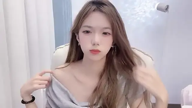 babyting-888- from StripChat is Freechat