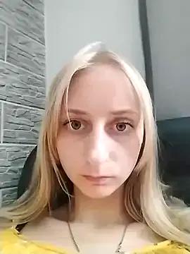 babyXlove from StripChat is Freechat
