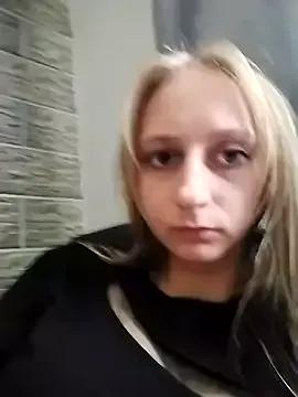 babyXlove from StripChat is Freechat