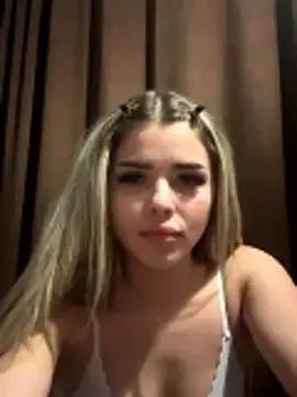 BabyZoey_ from StripChat is Freechat