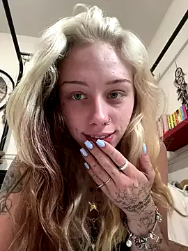 baddieinabenz on StripChat 