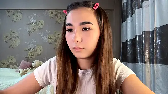 BahaiHeaven from StripChat is Freechat