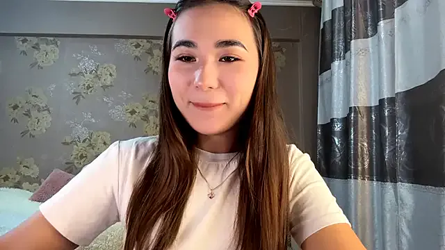 BahaiHeaven from StripChat is Freechat