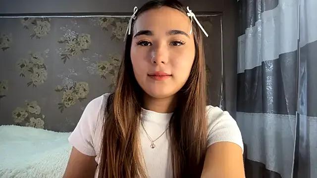 BahaiHeaven from StripChat is Freechat