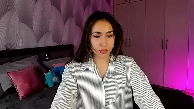 Bambiii_bby from StripChat