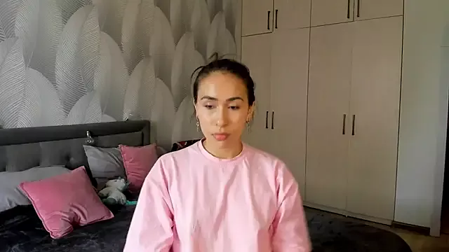 Bambiii_bby from StripChat