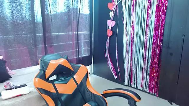 Barbaraa_Jones from StripChat is Freechat