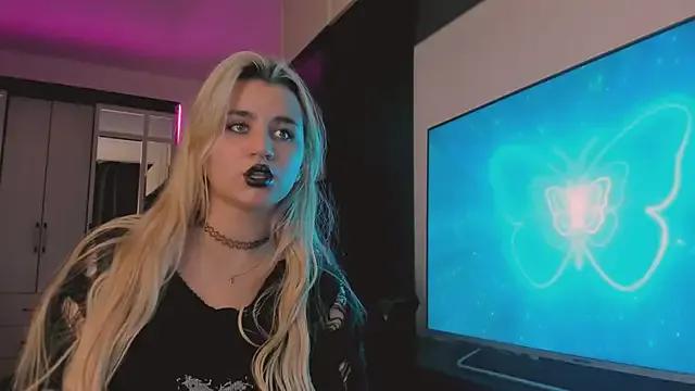 Try our streaming cams variety and talk on a personal level with our adorable girls streamers, showing off their bountiful shapes and dildos.