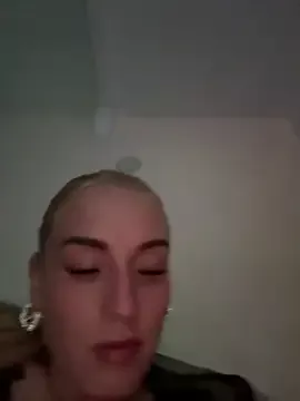 Barbie_26 on StripChat 