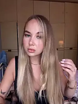 BarbieDolly_x from StripChat