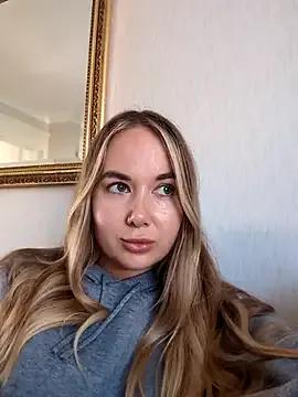 BarbieDolly_x from StripChat is Freechat