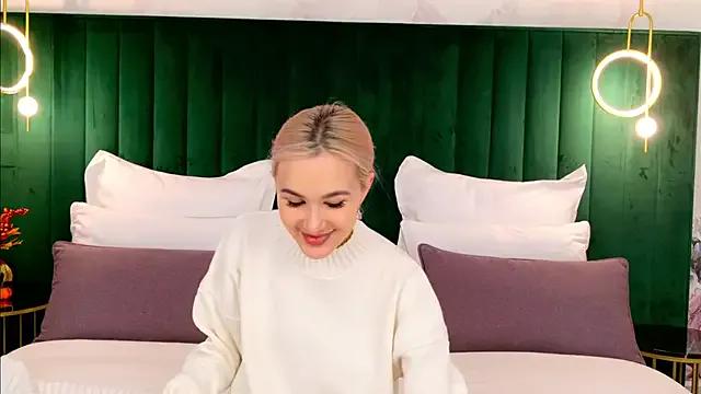 Try our streaming cams variety and talk on a personal level with our adorable girls streamers, showing off their bountiful shapes and dildos.