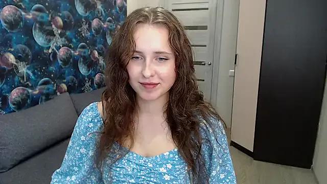 BarbiePieer from StripChat