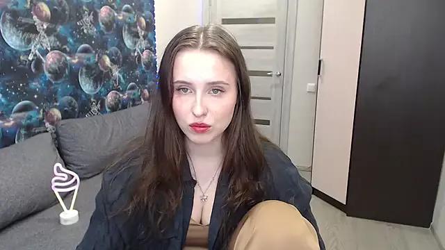 BarbiePieer from StripChat