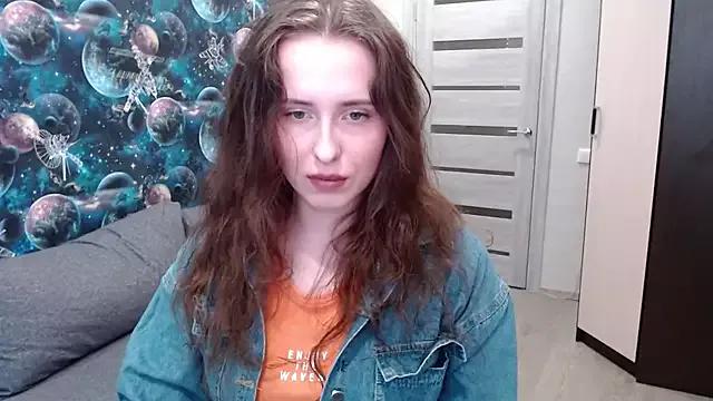 BarbiePieer from StripChat