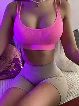 BarbieXs from StripChat