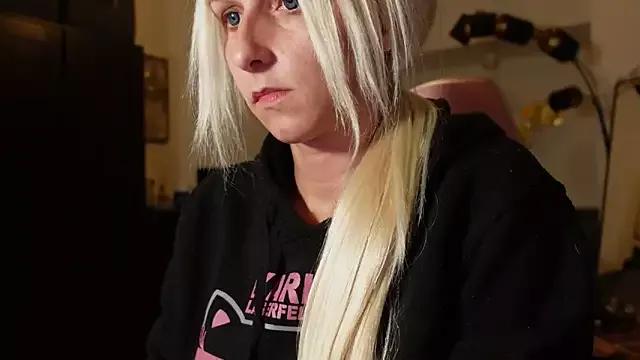 barbiplaymate from StripChat