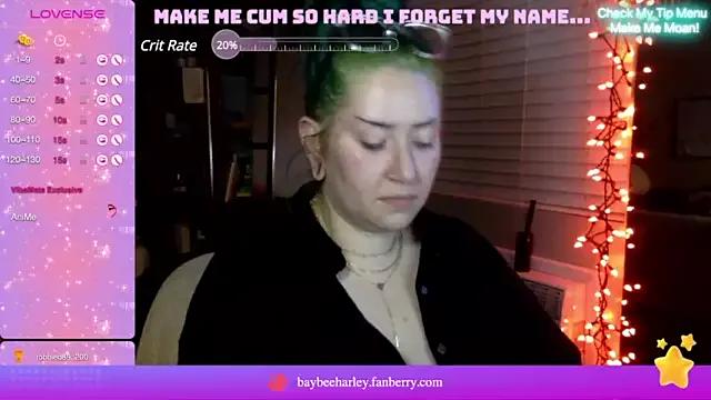 baybeeharleyd from StripChat
