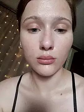 bb_Tiana from StripChat is Freechat