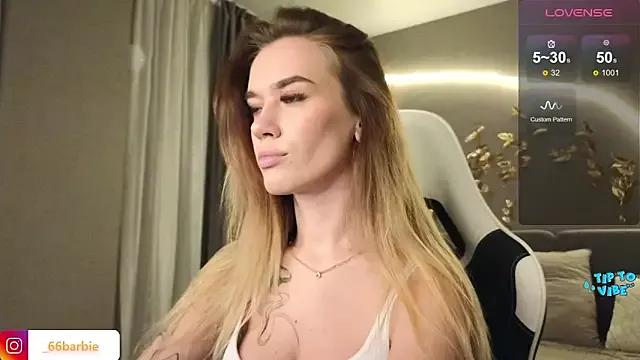 BBabyShark from StripChat is Freechat