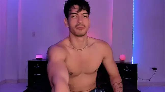 bbbeachboy from StripChat