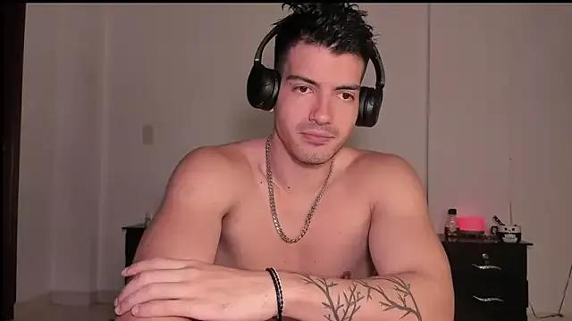bbbeachboy from StripChat