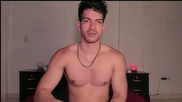 bbbeachboy from StripChat
