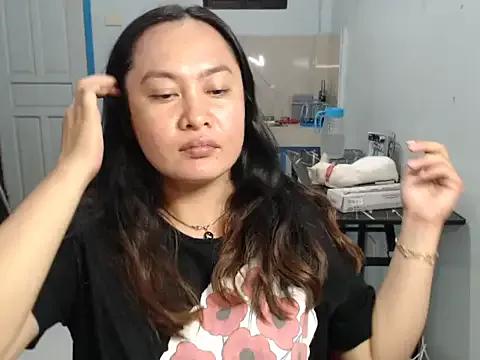 bbmorningstarr from StripChat is Freechat