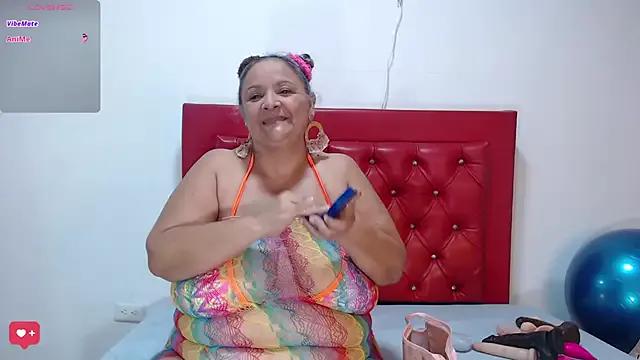 BBW_salome from StripChat