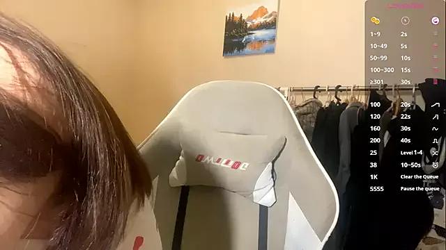 beatrice_martel from StripChat is Freechat