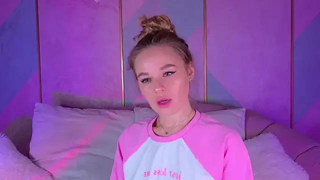 Try our streaming cams variety and talk on a personal level with our adorable girls streamers, showing off their bountiful shapes and dildos.
