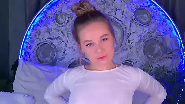 Try our streaming cams variety and talk on a personal level with our adorable girls streamers, showing off their bountiful shapes and dildos.