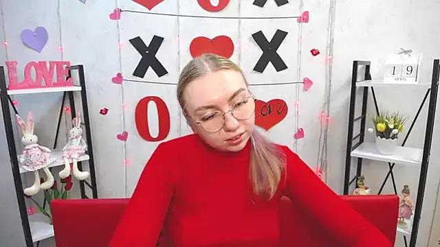 Try our streaming cams variety and talk on a personal level with our adorable girls streamers, showing off their bountiful shapes and dildos.