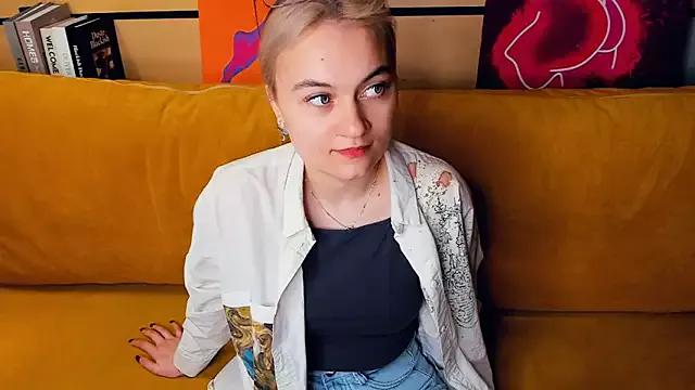 Try our streaming cams variety and talk on a personal level with our adorable girls streamers, showing off their bountiful shapes and dildos.