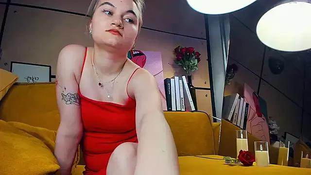 Try our streaming cams variety and talk on a personal level with our adorable girls streamers, showing off their bountiful shapes and dildos.