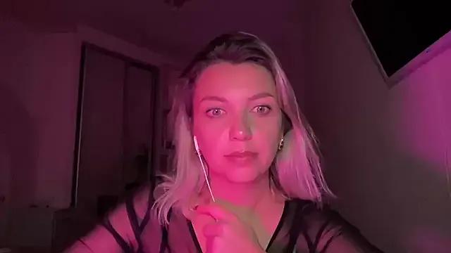 Try our streaming cams variety and talk on a personal level with our adorable girls streamers, showing off their bountiful shapes and dildos.