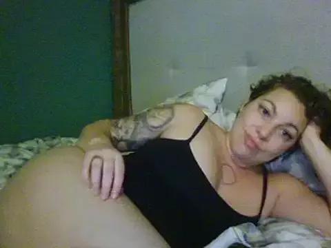beberoyale from StripChat