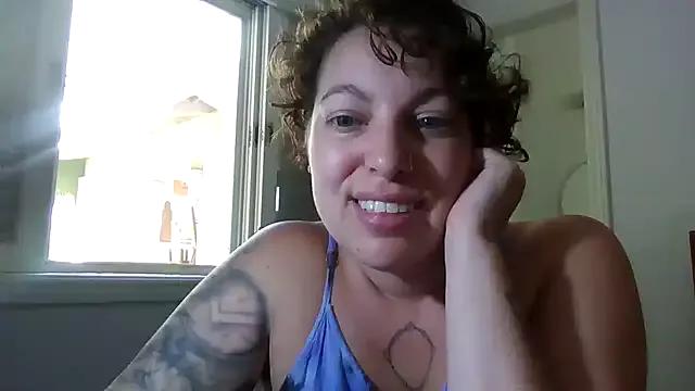 beberoyale from StripChat