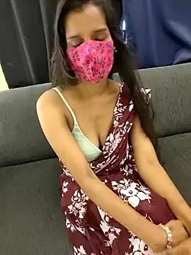 beby_girLL from StripChat is Freechat