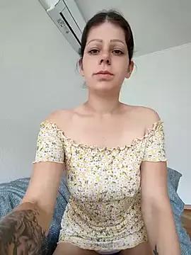 Bebybaba from StripChat