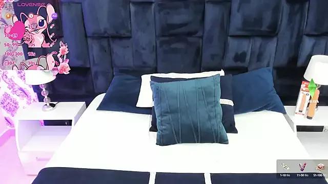 Becca_Grims from StripChat is Freechat