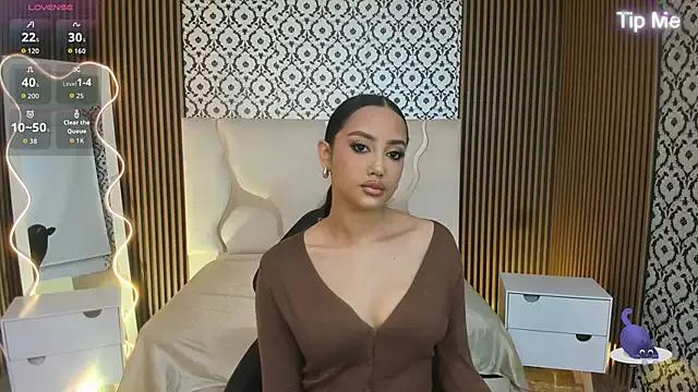 BEELLA_TAY1 from StripChat