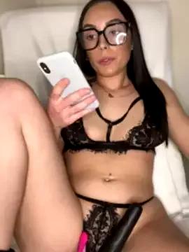 BeellaS from StripChat